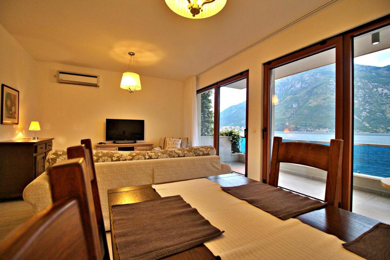 Apartment Miramare Kotor Exterior foto
