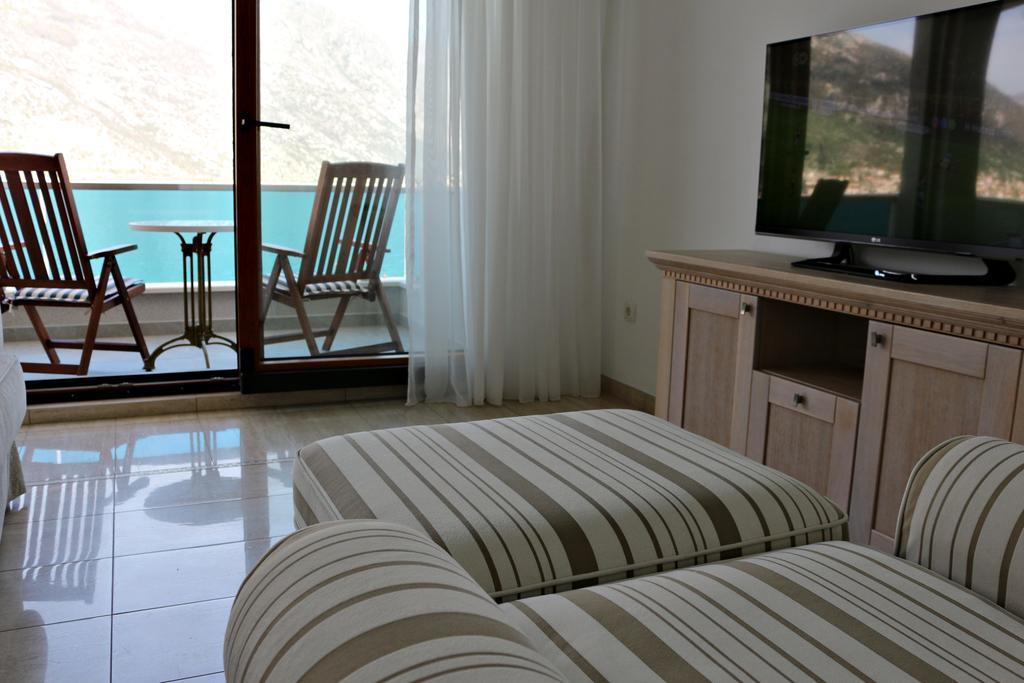 Apartment Miramare Kotor Exterior foto